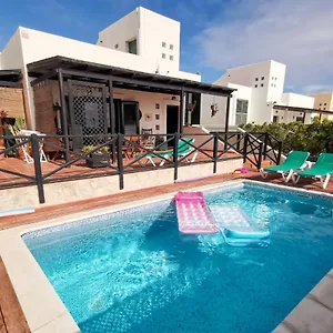 Willa Paradise, Corralejo